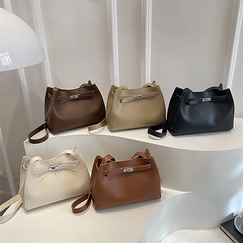 Minimalist PU Leather Bucket Bag Metal Turn Lock Large Capacity Shoulder Crossbody Handbag Literary Style For Women