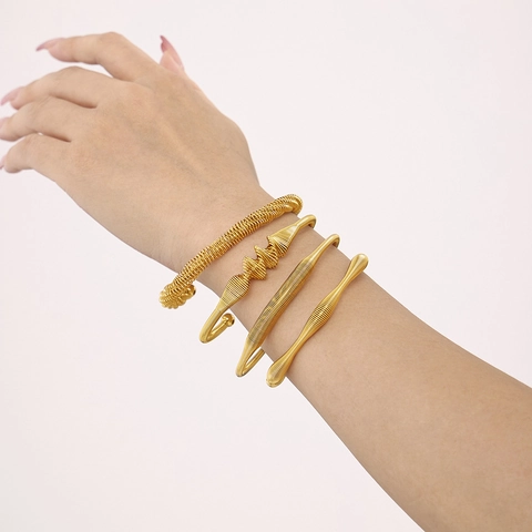 Stainless Steel Open Bangle Irregular Spring Wire Spiral Texture PVD Gold Plated Fashion Cuff Bracelet For Women