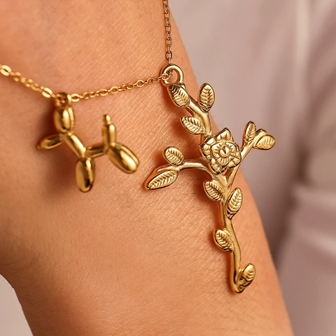 Stainless Steel DIY Jewelry Pendants 18K Gold Plated Sunflower Balloon Dog Moon Heart Relief Cross Rose Portrait Pendant Only Without Chain