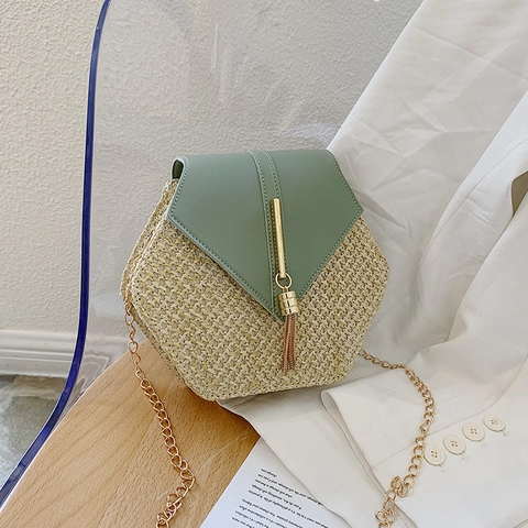 Sac à Épaule Hexagonal en Paille Tissé pour Femmes Patchwork en Cuir PU Sac Bandoulière Avec Gland Sangle de Chaîne en Métal