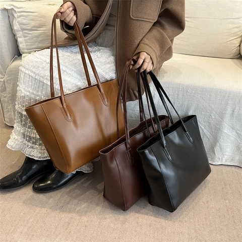 Borsa Tote Donna Casual Grande Capacità in Pelle PU 2025 Inverno Nuova Minimalista Patchwork Borsa a Tracolla Ufficio Quotidiana
