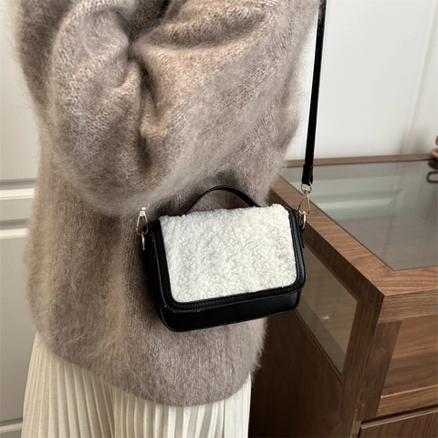 Borsa Tracolla Donna Sherpa Fleece Pelle PU Piccola Borsa Quadrata Retro Autunno Inverno Tracolla Regolabile Dettagli Oro