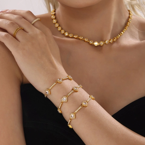 Pulsera De Corazón Con Zirconia Para Mujer Acero Inoxidable Chapado En Oro 18K Joyería Elegante Con Cadena De Extensión