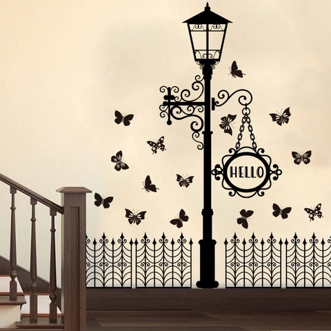 Stickers Muraux Lanterne De Rue Papillon Clôture PVC Amovible Autocollants Pour Décoration De Salon Chambre À Coucher