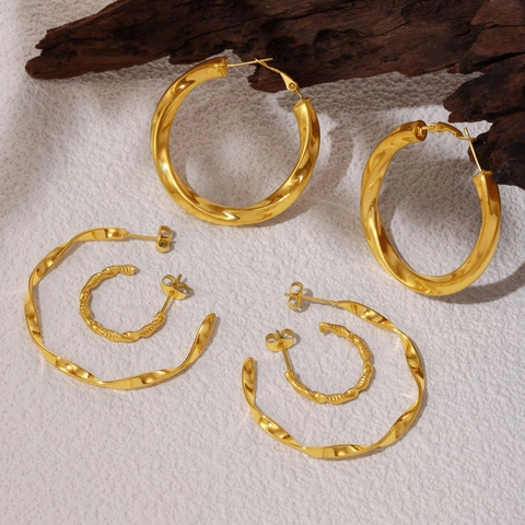 18K Vergoldete Edelstahl Verdrehte Creolen Für Damen Geometrische C-Form PVD-Beschichtung Trendiger Täglicher Schmuck Geschenk
