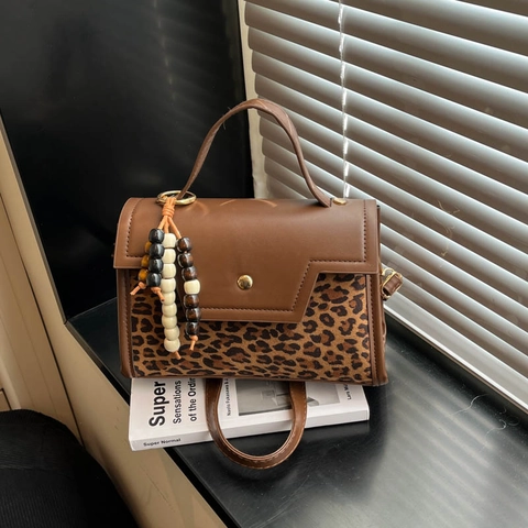 Retro Leopard Patchwork PU Crossbody Bag Women Fashion Handbag With Beads Pendant Adjustable Single Shoulder Strap Daily