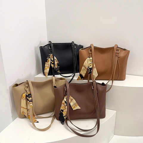 Borsa Tote da Donna in Pelle PU Grande Con Foulard di Raso Cuciture a Contrasto Borsa a Spalla Casual per Uso Quotidiano