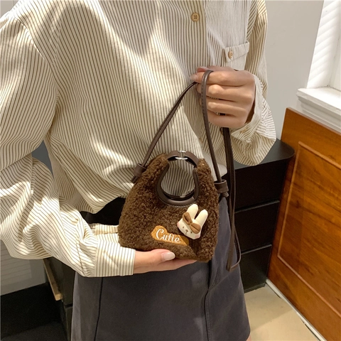 Damen Mini Lammwolle Fleece Umhängetasche Süße Hase Dekor Kleine Schulter Handtasche Mädchen Mode Plüsch Reise Geldbörse