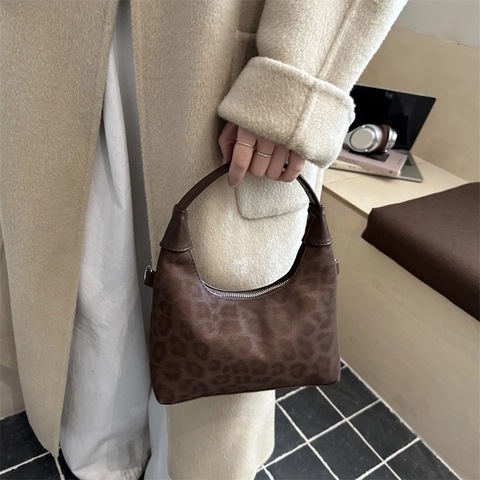 Leopard Print Hobo Bag Faux Suede Patent Leather Half Moon Crossbody Handbag Women Vintage Shoulder Purse Adjustable Strap