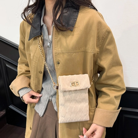 Women Quilted Fabric Crossbody Phone Bag With Metal Chain Strap And Turn Lock Diamond Pattern Small Square Chic