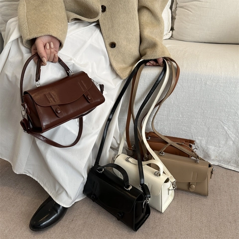 Vintage Women Square Crossbody Bag Retro PU Leather Handbag With Flap Round Buttons Adjustable Strap Elegant Daily Purse