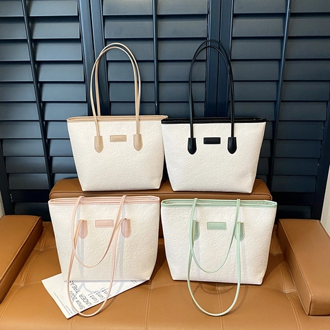 Women Large Capacity Tote Bag PU Leather Embossed Cartoon Pattern Heart Smiley Face Casual Commuting Handbag Shoulder Bag
