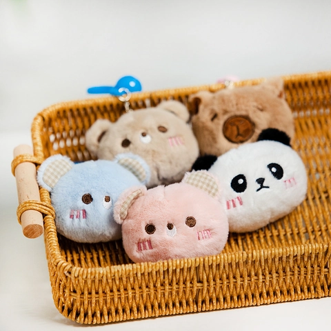 Cute Cartoon Plush Animal Head Keychain Bag Charm Soft Stuffed Panda Bear Capybara Pendant With Bell Plastic Hook For Backpack Accessory Kawaii Gift