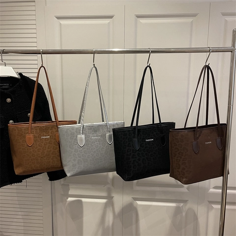 Borsa Tote da Donna a Grande Capacità con Stampa Leopardata Borsa a Tracolla in Pelle Sintetica Elegante con Lettere Fashion