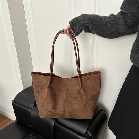 Retro Suede Tote Bag For Women Large Capacity Minimalist Shoulder Bag Solid Color Underarm Bag Fashion Commuter Handbag