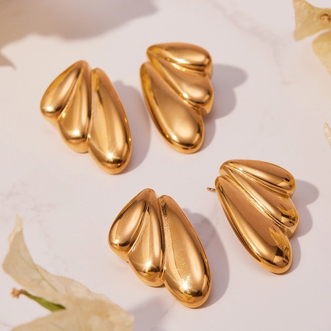 Pendientes De Ala En Abanico De Acero De Titanio Chapado En Oro 18K Joyas Geométricas Pulidas Para Mujeres
