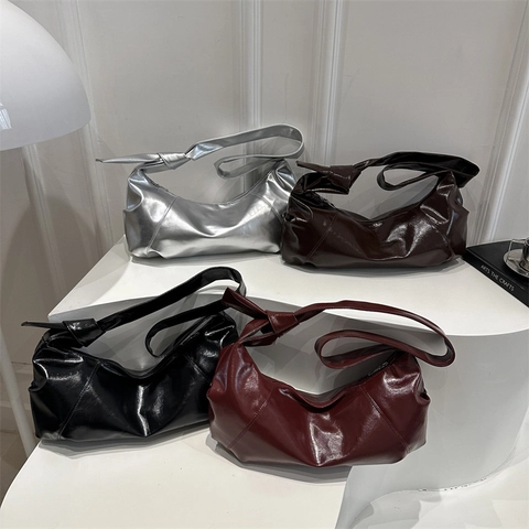 Borsa Hobo da Donna in Pelle PU Lucida Grande Capacità Borsa a Spalla Plissettata Borsa a Tracolla Minimalista Pendolare Con Nodo