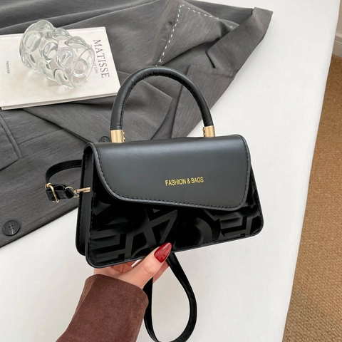 Women Simple Fashion PU Leather Small Square Bag Simple Solid Color Handbag Chic Shoulder Crossbody Bag Adjustable Strap