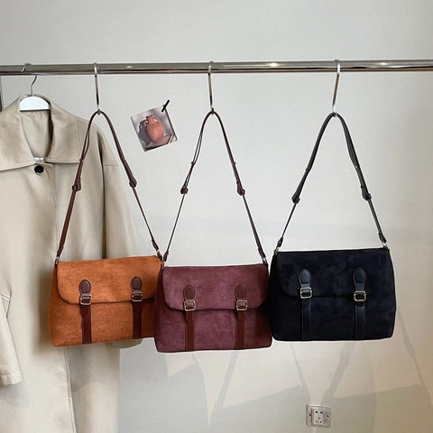 Vintage Suede Shoulder Bag For Women Flap Double Buckle Crossbody Tote Large Capacity Matte Textured Commuter Handbag