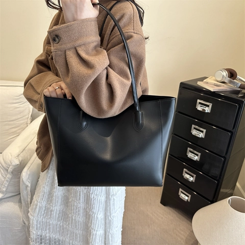 Women Minimalist PU Leather Tote Bag Large Capacity Solid Color Shoulder Bag For Commuting Daily Fashion Handbag