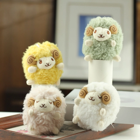 Simpatico Portachiavi in Peluche a Forma di Pecora Ciondolo a Forma di Agnello Morbido per Decorazione Borsa Zaino Regalo per Ragazze Bambini