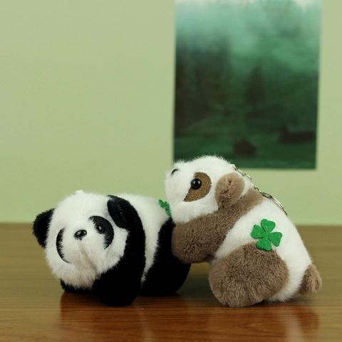 Simpatico Portachiavi In Peluche A Forma Di Panda Ciondolo Morbido Animale Di Peluche Con Dettaglio Quadrifoglio Per Zaino Regalo
