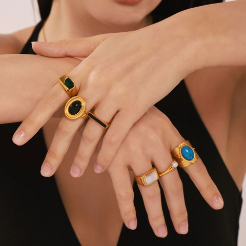 Vintage Stainless Steel Ring For Women Zirconia Inlaid Bohemian Turquoise Shell Agate Geometric Fashion Finger Ring Jewelry Gift