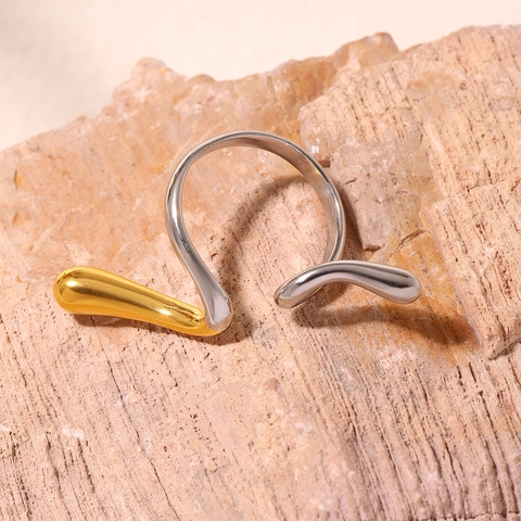 Anello Ondulato Irregolare Acciaio Inossidabile Lucidato Placcato Oro Stile Metallo Liquido Regolabile Gioielli Per Donna