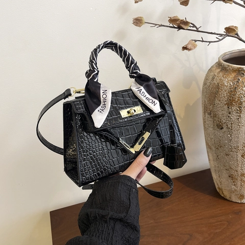 Bolso De Mano Para Mujer Con Relieve De Cocodrilo Vintage De Cuero PU Bolso Bandolera Con Asa De Pañuelo De Satén Y Cierre De Metal