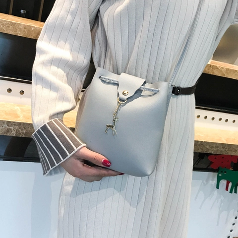 Women Mini PU Leather Crossbody Phone Bag Deer Pendant Bucket Shoulder Bag Solid Color Casual Fashion Daily Purse