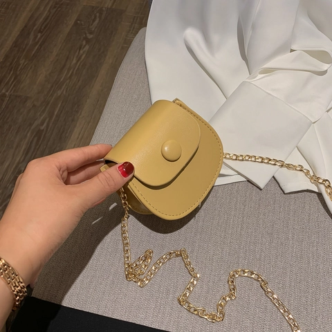 Dames Mini Zadel Crossbody Tas PU Leer Effen Kleur Ketting Schoudertas Kleine Ronde Flip Handtas Minimalistische Portemonnee