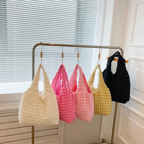 Women Ruched Bubble Texture Shoulder Bag Large Capacity Cloud Tote Bag Lightweight Fabric Hobo Handbag Commute Daily Handbag