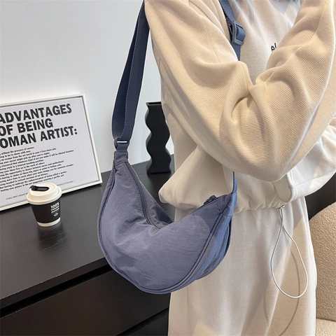 Minimalist Nylon Half Moon Crossbody Bag For Women Men Casual Dumpling Shoulder Bag With Adjustable Strap Lightweight Waist Chest Pack Travel Daily Bag