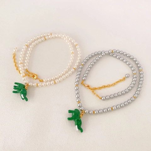 Collar de Perlas con Colgante de Elefante de Esmalte Verde para Mujer Cadena de Cobre Bañada en Oro Joyería Elegante
