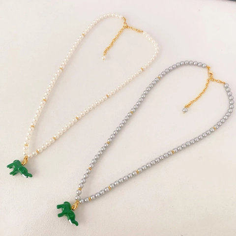 Collar de Perlas con Colgante de Elefante de Esmalte Verde para Mujer Cadena de Cobre Bañada en Oro Joyería Elegante