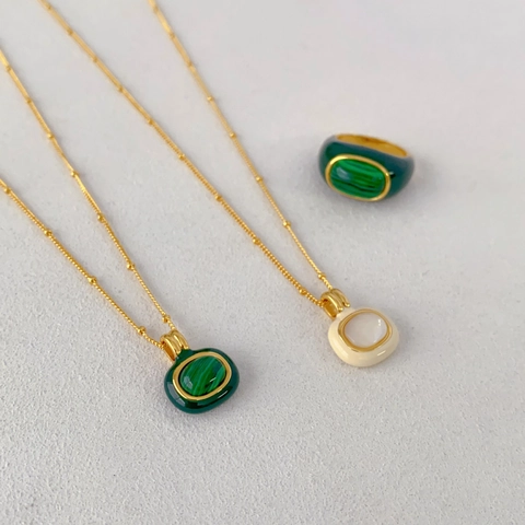 Vintage Kupfer Vergoldet Halskette Und Ring Für Damen Weißes Perlmutt Grüner Malachit Emaille Schmuck Zubehör