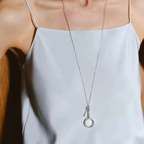 Collier Pendentif Clé Loupe en Laiton Plaqué Or 18K Vintage pour Femmes Bijoux de Chaîne de Pull Longue Rétro