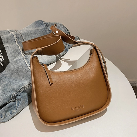Borsa a Spalla Hobo Casual in Pelle PU da Donna Grande Capacità a Mezzaluna Sottobraccio con Tracolla Regolabile Moda Minimalista