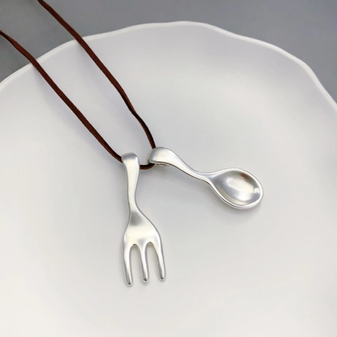 Creative Ebony Wood Beaded Long Necklace With Spoon And Fork Cutlery Pendants Copper Niche Sweater Chain For Women
