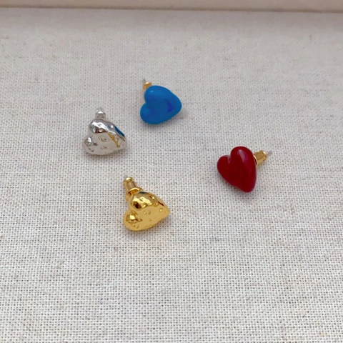 Enamel Heart Stud Earrings Gold Plated Copper With 925 Sterling Silver Earring Post Hammered Texture Vintage Retro Women