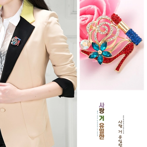 Mode Damen Edelstahl Vergoldet Strass Brosche Mit Rose High Heel Lippenstift Design Bekleidungszubehör Schmuck Geschenk