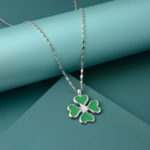 Collar Con Colgante de Corazón de Trébol de Cuatro Hojas de la Suerte Aleación Esmalte Verde Joyería para Mujer Elegante