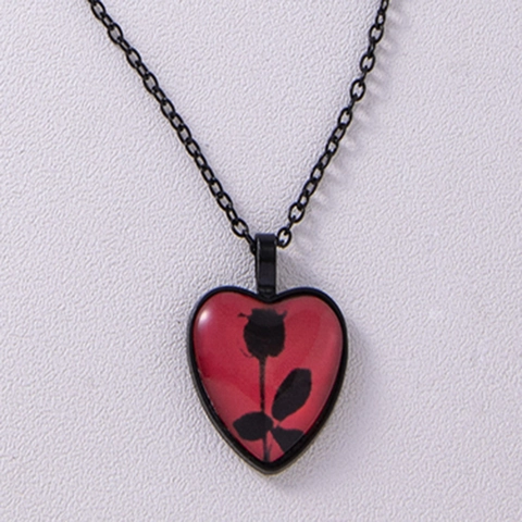 Vintage Gothic Heart Pendant Necklace Black Rose Pattern Red Background Glass Gem Alloy Chain Jewelry For Women