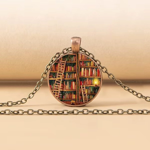 Vintage Bücherregal Anhänger Halskette Antike Bronze Legierung Glas Zeit Edelstein Literarisch Retro Schmuck Für Damen Herren