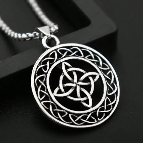 Retro Edelstahl Keltischer Hexenknoten Hohl Anhänger Halskette Für Herren Damen Altsilber Street Fashion Schmuck