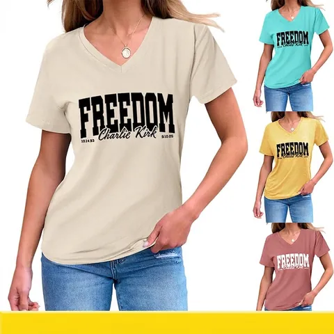 Maglietta da Donna Casual con Scollo a V a Maniche Corte in Misto Cotone con Stampa Freedom Charlie Kirk Top Estivo Largo