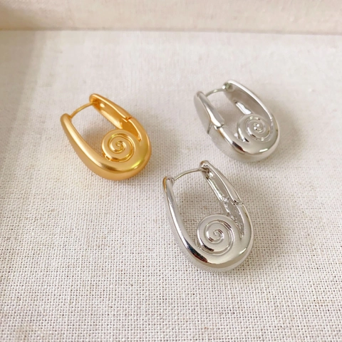 Snail Shell Spiral Huggie Earrings Brass With 18K Gold Plated Matte Texture Minimalist Vintage Aesthetic Jewelry For Women