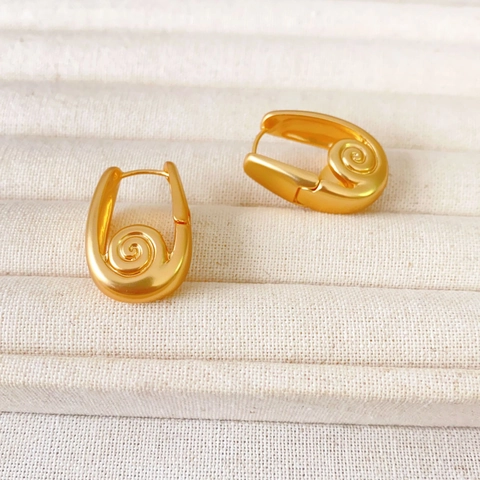 Snail Shell Spiral Huggie Earrings Brass With 18K Gold Plated Matte Texture Minimalist Vintage Aesthetic Jewelry For Women