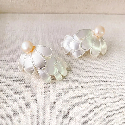 Elegant Brushed Silver Copper Flower Petal Stud Earrings With 925 Sterling Silver Earring Post And Freshwater Pearl