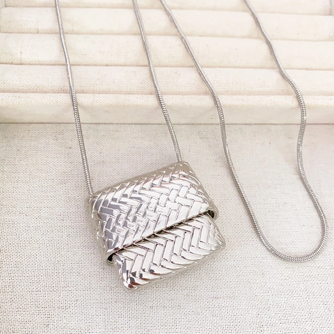Vintage Woven Mini Bag Water Drop Pendant Necklace For Women 18K Silver Plated Copper Long Sweater Chain Niche Fashion Jewelry